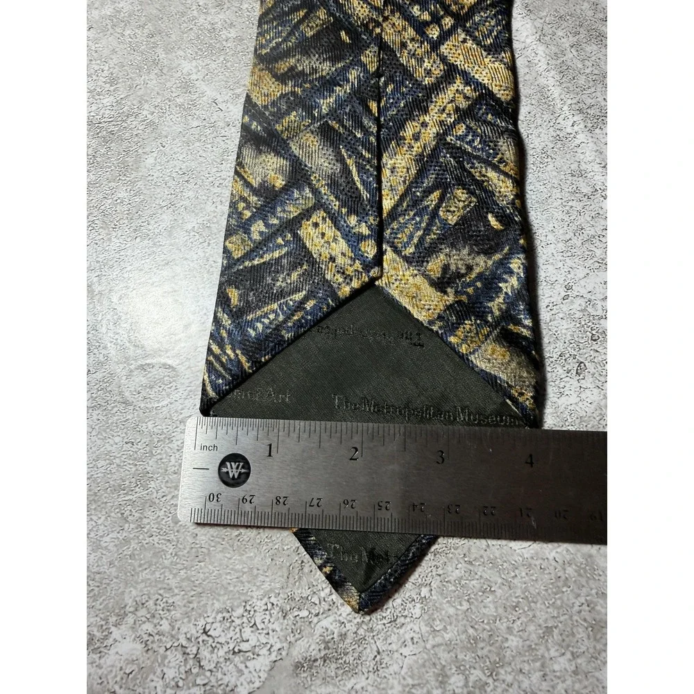 New Directions Metropolitan Museum Art Silk Tie Men Black Gold Geometric Necktie